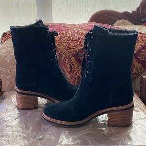 🌸 TIMBERLAND BLACK LACE-UP BOOTS